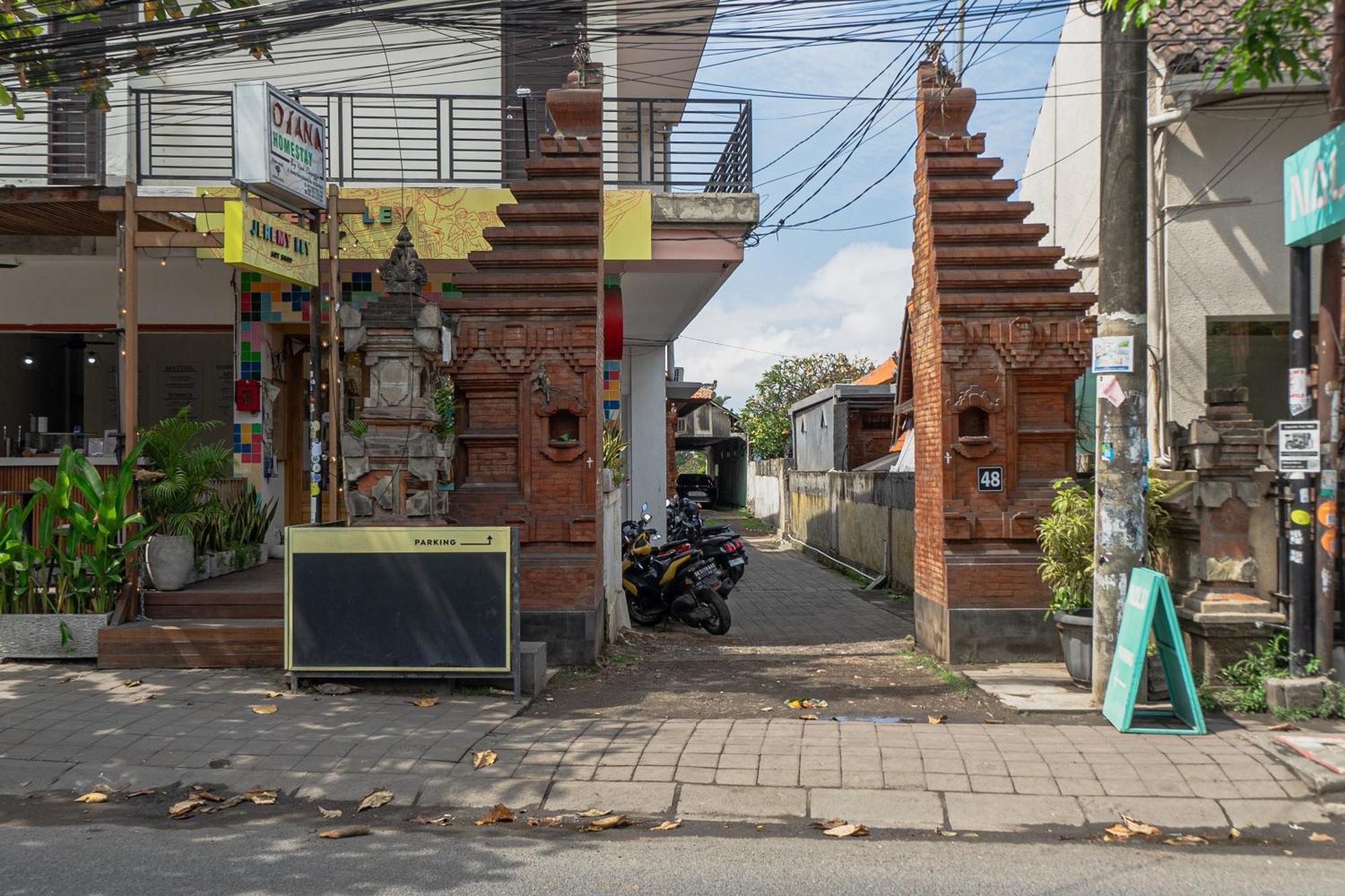 Azalea Homestay & Villa Canggu Exterior foto